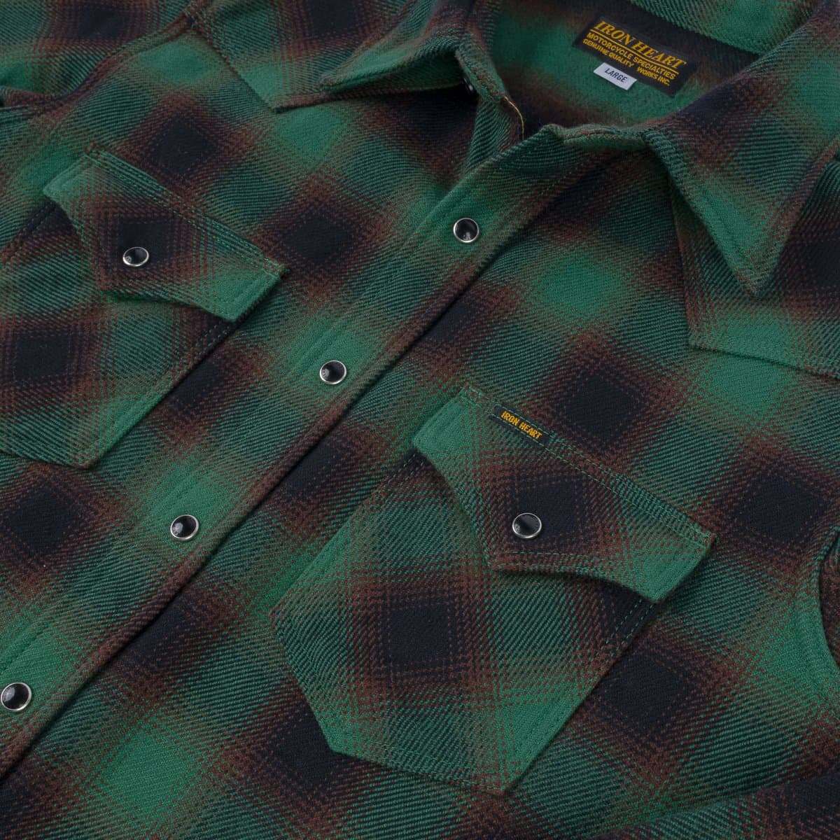 IHSH-373-GRN Ultra Heavy Flannel Ombré Check Western Shirt Green Pocket Detail