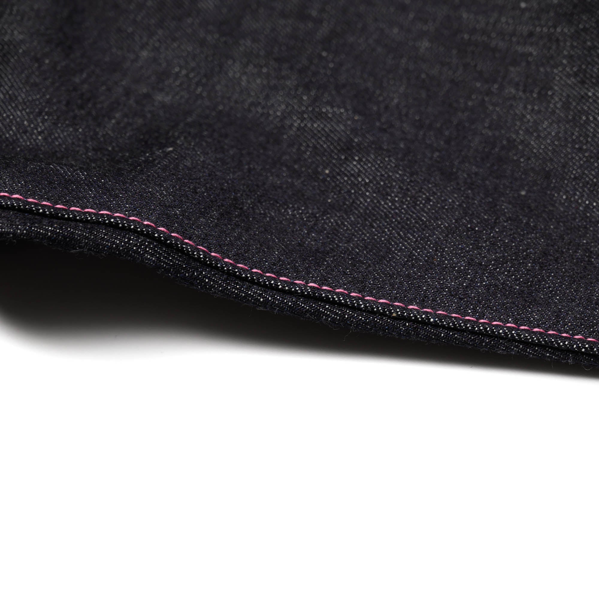 Momotaro 0306-V 15.7oz Zimbabwe Cotton Tight Tapered Selvedge Denim Pink Inseam Detail