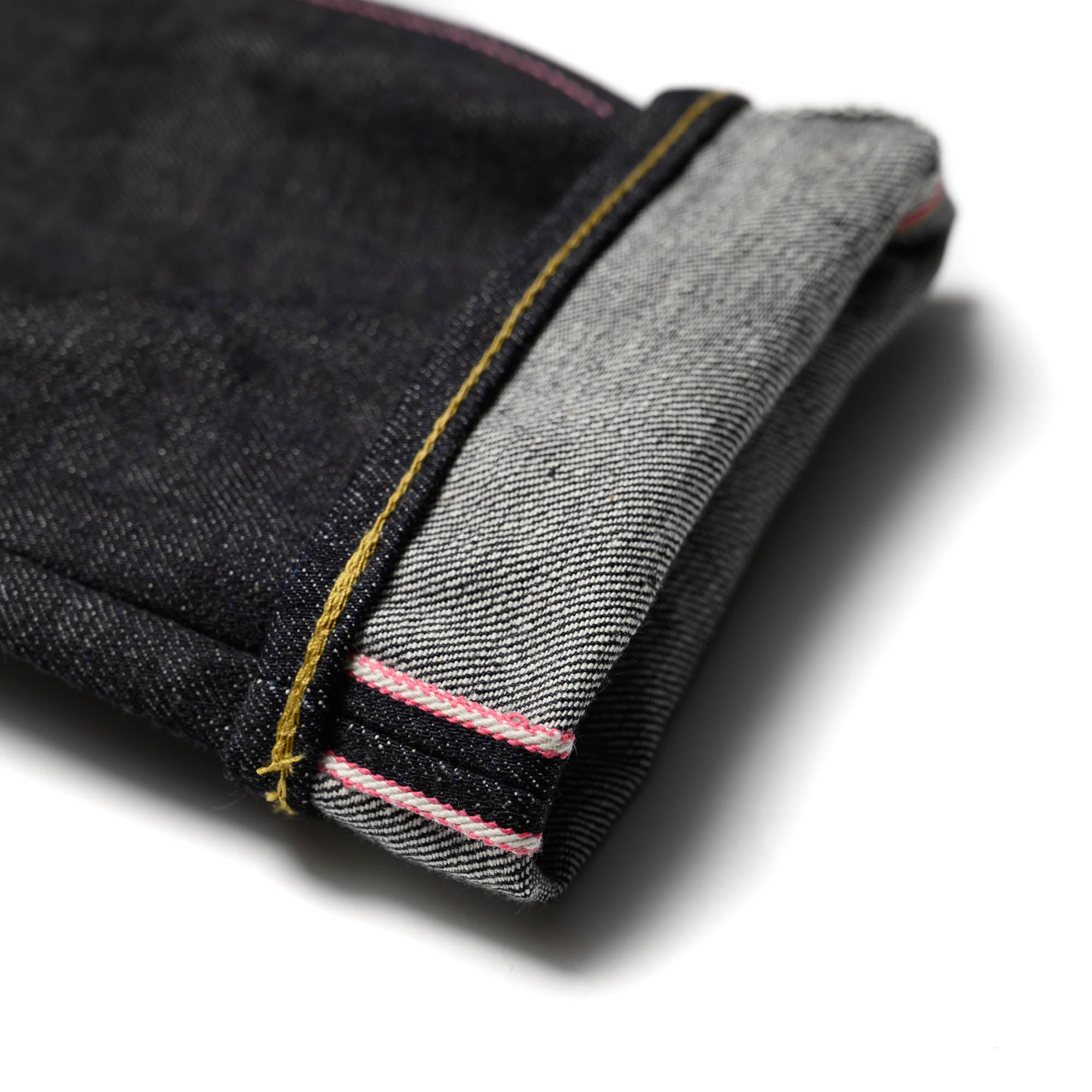 Momotaro 0306-V 15.7oz Zimbabwe Cotton Tight Tapered Selvedge Denim Selvedge ID Detail