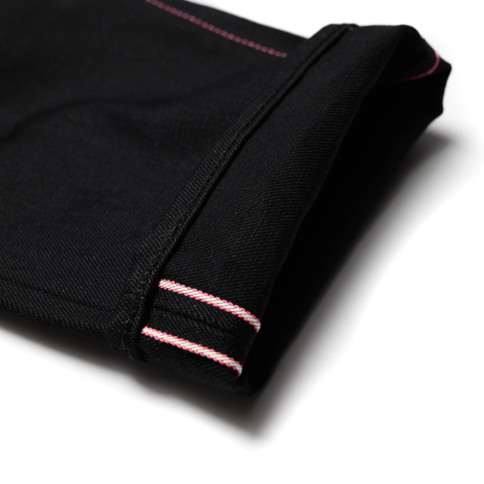 Momotaro 0605-B 15.7oz Zimbabwe Cotton Natural Tapered Selvedge Denim Black Selvedge ID