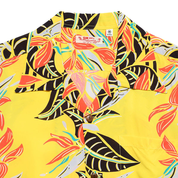 Sun Surf Bird of Paradise Short Sleeve Hawaiian Yellow Collar Detail