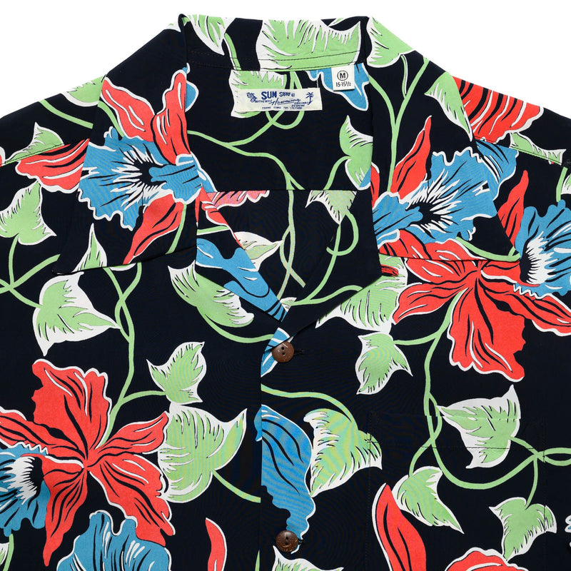 Sun Surf Cattleya Orchid Short Sleeve Hawaiian Black Collar Detail